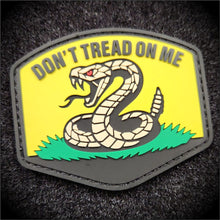 Load image into Gallery viewer, V.2.0 - Don't Tread On Me - 3 Inch - PVC Patch
