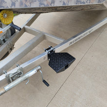 Load image into Gallery viewer, Boat Trailer Step - F&amp;F STEEL
